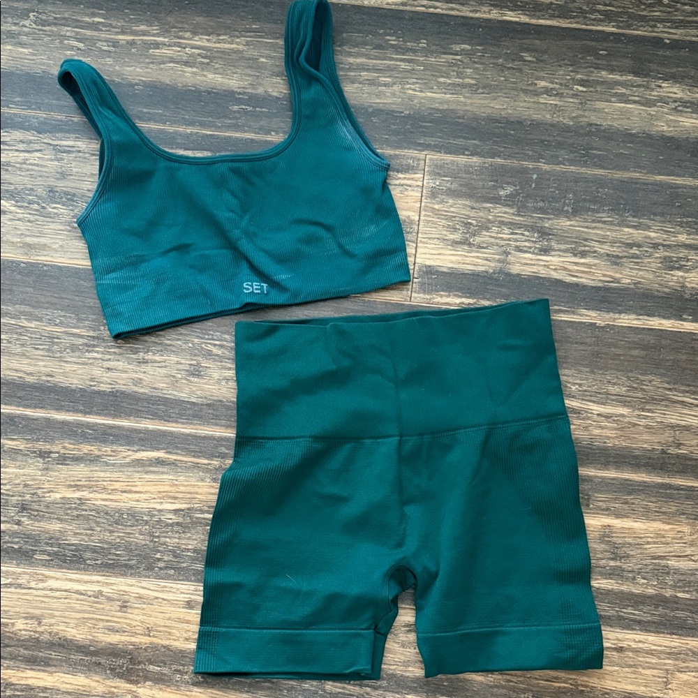 SET active woman’s  Teal Shorts and Top Set